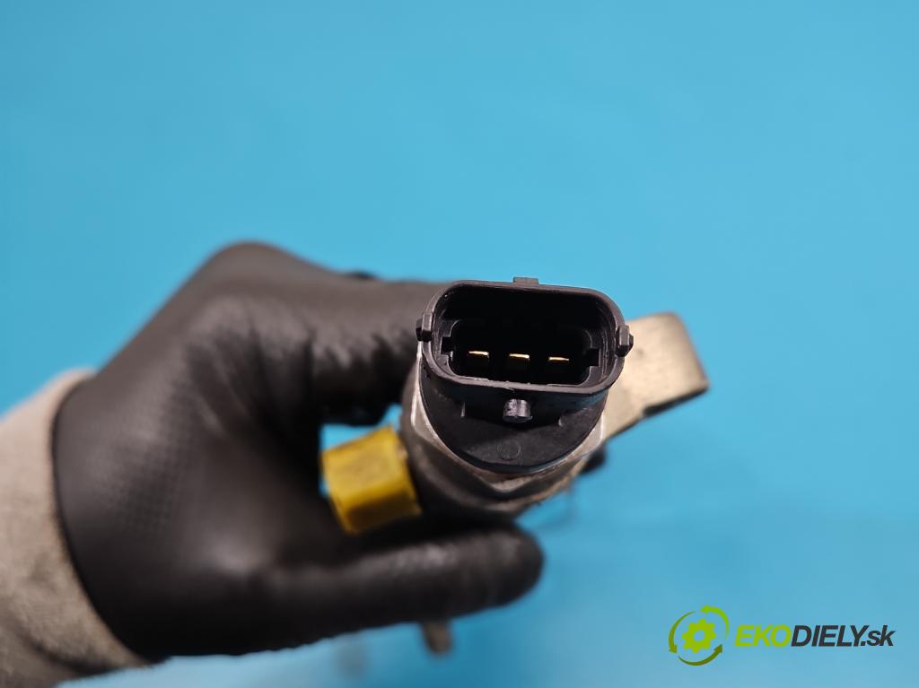 Kia Cerato 2004-2008 1.6 crdi 115 hp manual 84.6 kW 1582 cm3 5- lišta vstřikovací 0445214111 (Vstřikovací lišta)