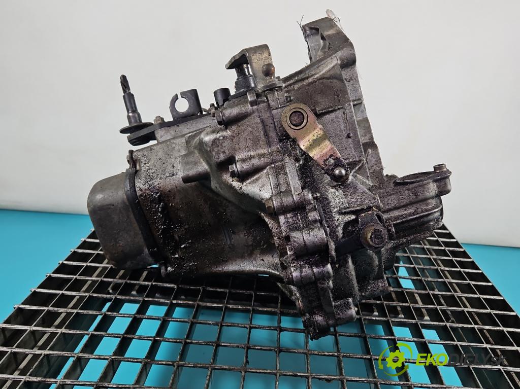 Peugeot 206 1.6 16V 109 HP manual 80 kW 1587 cm3 3- prevodovka stupeň,rýchlosť manual 20CP81