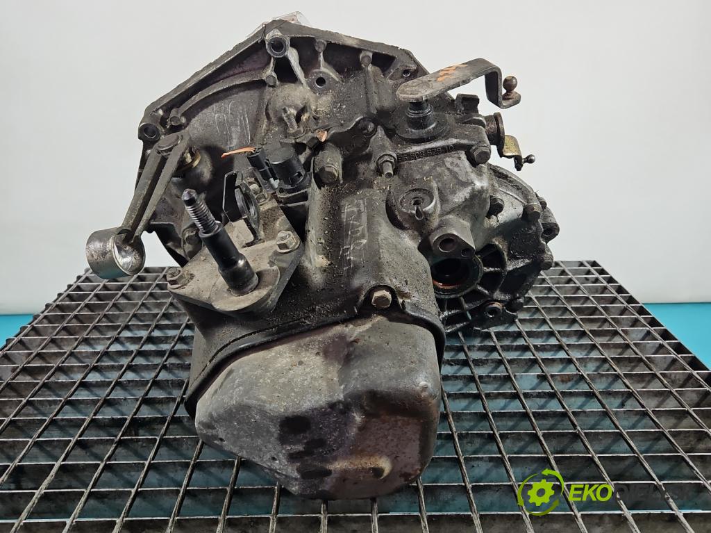 Peugeot 206 1.6 16V 109 HP manual 80 kW 1587 cm3 3- prevodovka stupeň,rýchlosť manual 20CP81