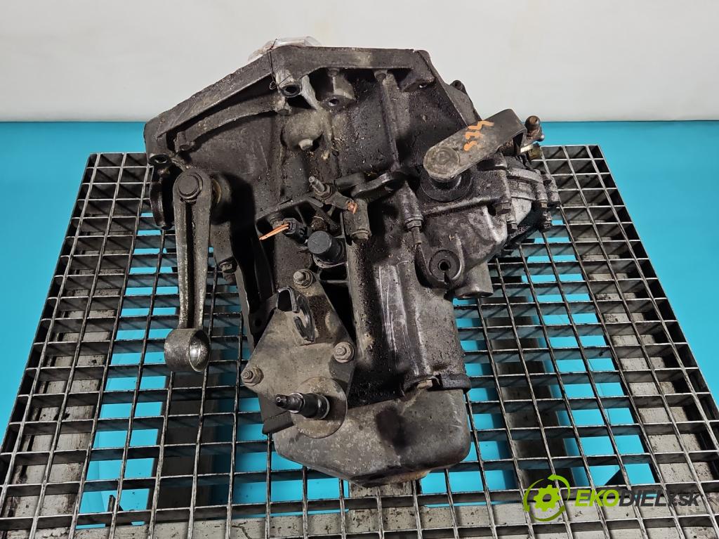 Peugeot 206 1.6 16V 109 HP manual 80 kW 1587 cm3 3- prevodovka stupeň,rýchlosť manual 20CP81