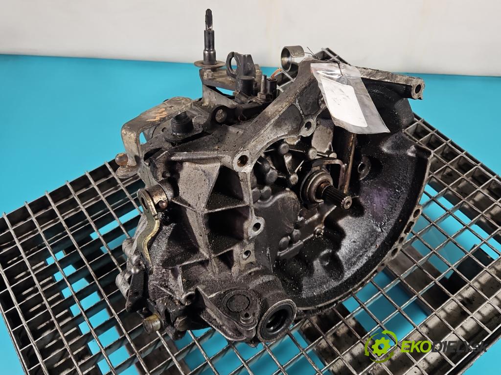 Peugeot 206 1.6 16V 109 HP manual 80 kW 1587 cm3 3- prevodovka stupeň,rýchlosť manual 20CP81