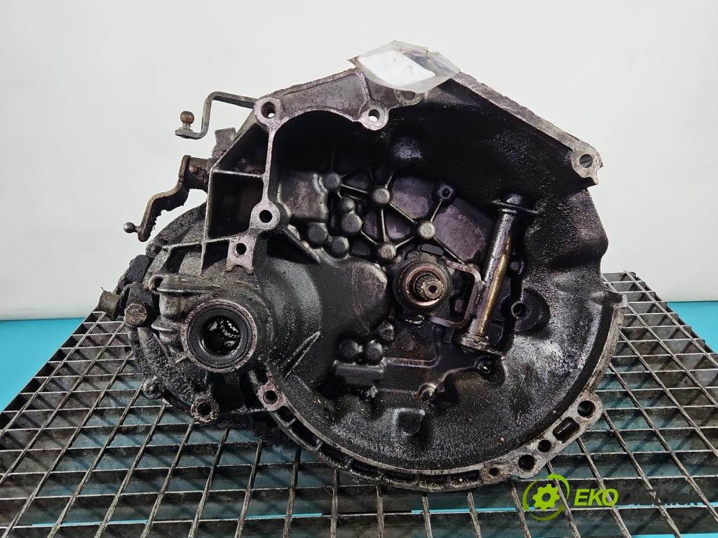 Peugeot 206 1.6 16V 109 HP manual 80 kW 1587 cm3 3- prevodovka stupeň,rýchlosť manual 20CP81