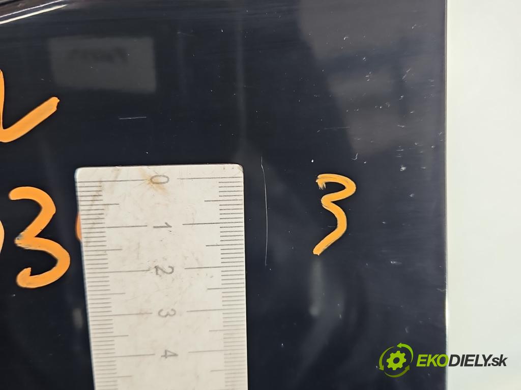 Hyundai Ix35 2.0 CRDI 136 HP manual 100 kW 1995 cm3 5- dvere predné ľavé  (Kľučka dverí ostatné)