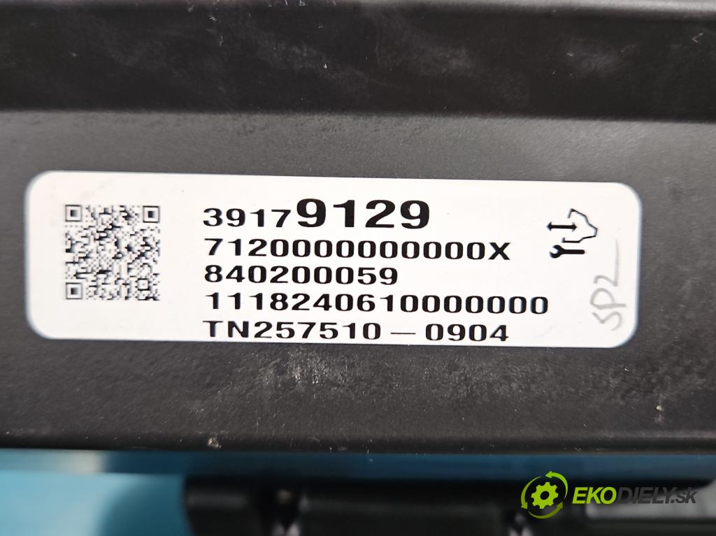 Opel Insignia B 2017-2022 2.0 cdti 209KM automatic 154 kW 1956 cm3 5- displej 39179129 (Přístrojová deska)