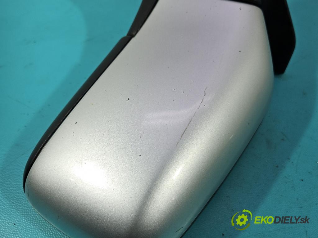 Volvo V40 I 1995-2004 1.9 dci 116 HP manual 85 kW 1870 cm3 5- zrkadlo ľavé  (Kľučka dverí ostatné)