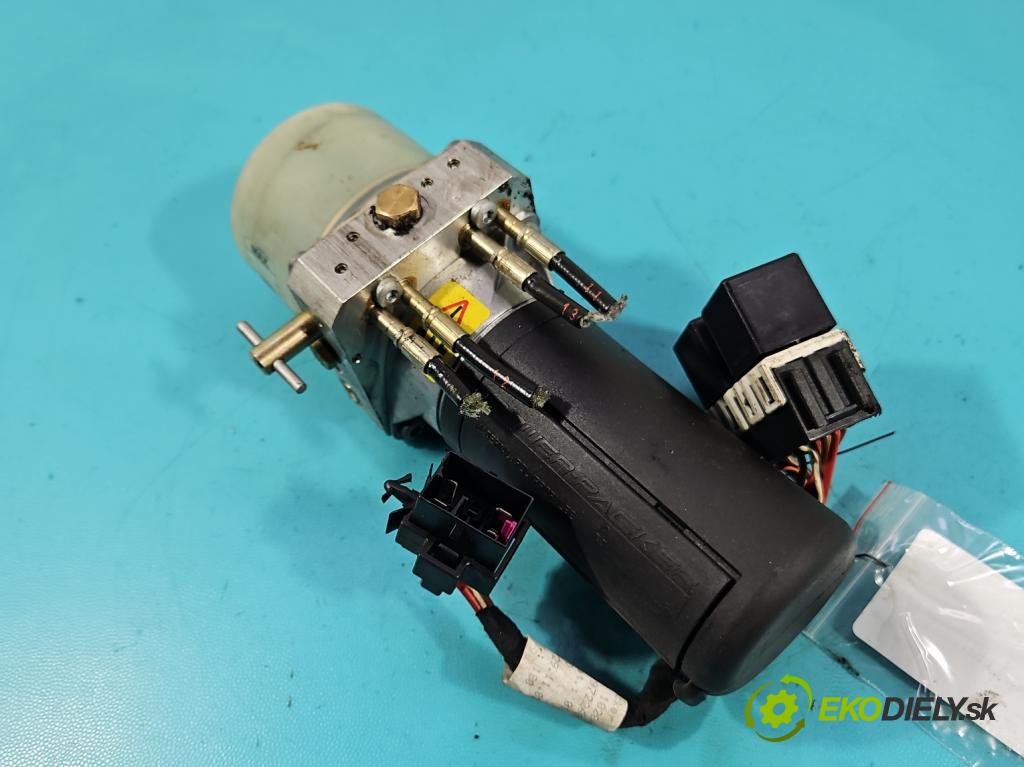 Vw New Beetle 1998-2010 1.6 SR 102 hp manual 75 kW 1595 cm3 2- čerpadlo 1028-610