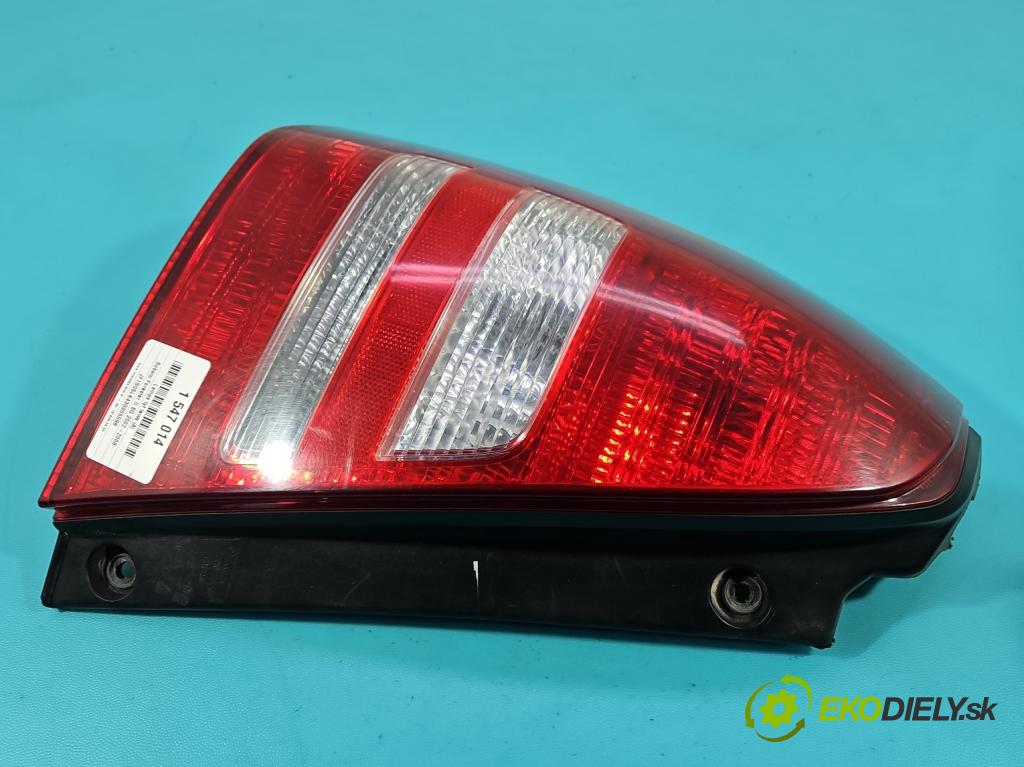 Subaru Forester II SG 2002-2008 2.0 boxer 125 HP manual 92 kW 1994 cm3 5- svetlo / reflektor zadné ľavé (Kľučka dverí ostatné)