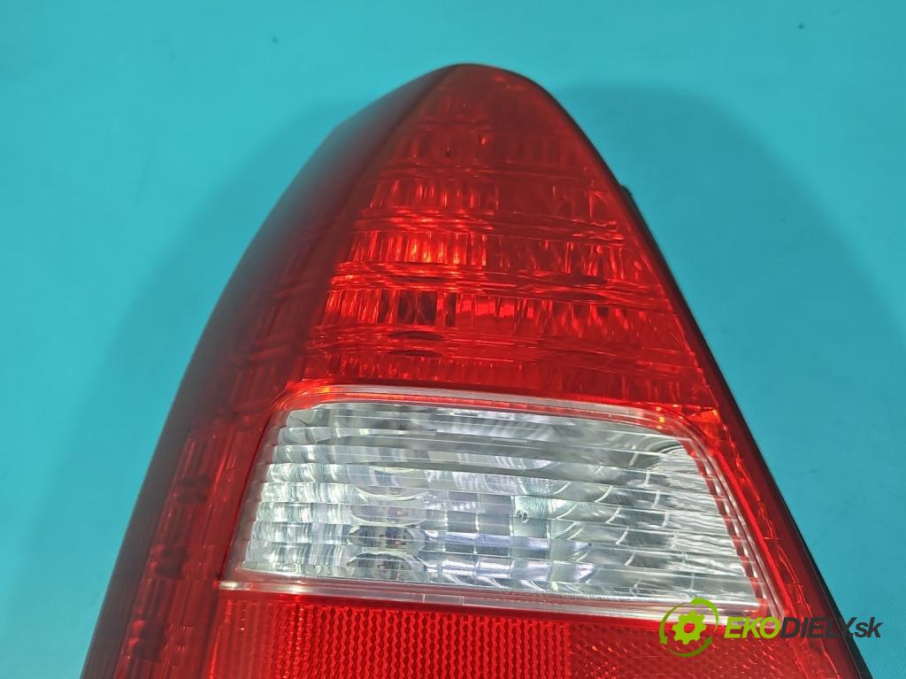 Subaru Forester II SG 2002-2008 2.0 boxer 125 HP manual 92 kW 1994 cm3 5- svetlo / reflektor zadné ľavé (Kľučka dverí ostatné)