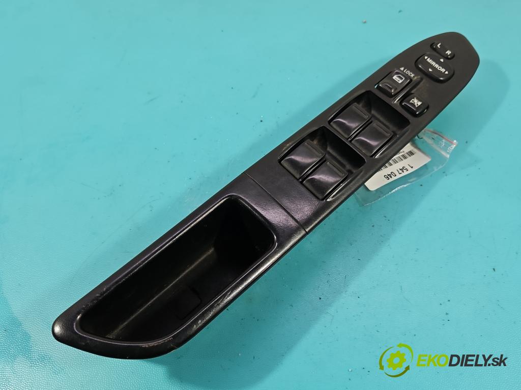 Subaru Forester II SG 2002-2008 2.0 boxer 125 HP manual 92 kW 1994 cm3 5- prepínač okien spätných zrkadiel 