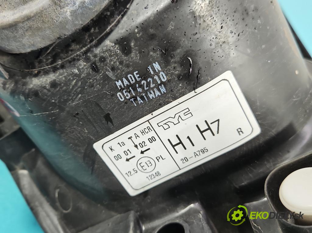 Renault Clio III 2005-2012 1.6 16V 88 HP manual 65 kW 1598 cm3 5- Reflektor: pravý  (Svetlo predné pravé)