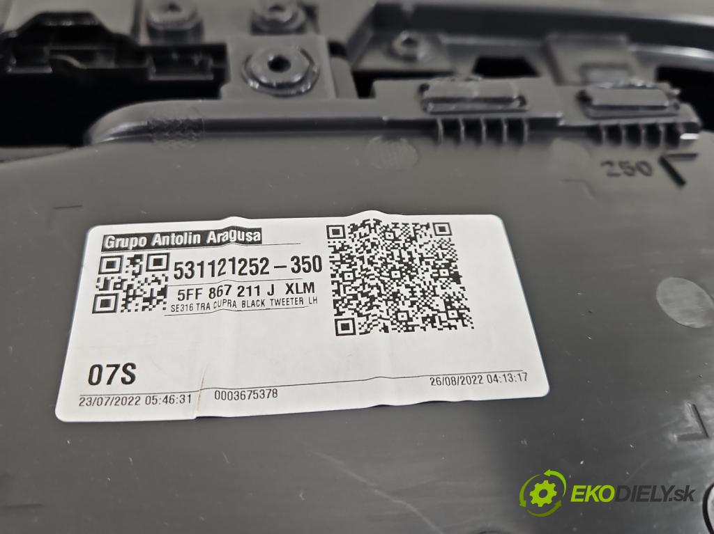 Cupra Formentor 20- 1.5 TSI 150 hp automatic 110 kW 1498 cm3 5- Tapacír: dveře zadní levé 5FA839113