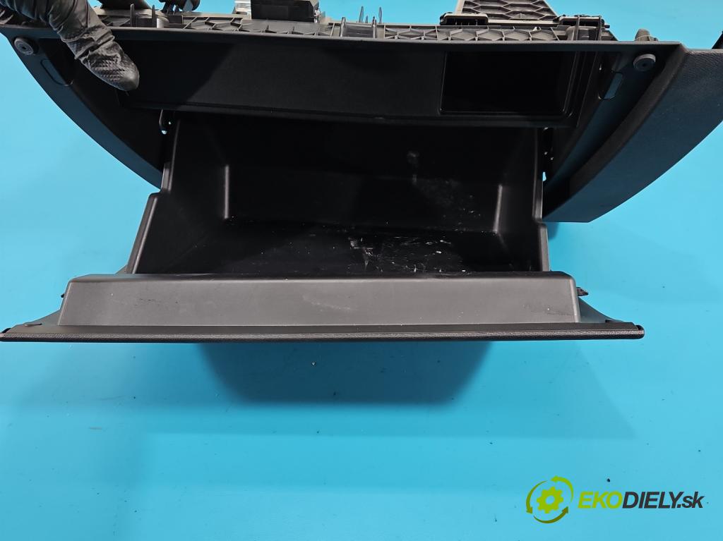 Cupra Formentor 20- 1.5 TSI 150 HP automatic 110 kW 1498 cm3 5- kastlík 5FB857563A