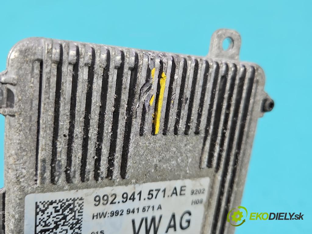 Cupra Formentor 20- 1.5 TSI 150 HP automatic 110 kW 1498 cm3 5- střídač: xenon 992941571AE (Riadiaca jednotka xenónu)