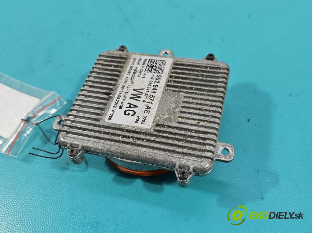 Cupra Formentor 20- 1.5 TSI 150 HP automatic 110 kW 1498 cm3 5- střídač: xenon 992941571AE (Riadiaca jednotka xenónu)