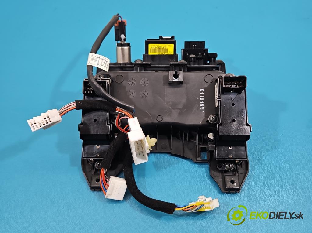 Kia Sportage III 2010-2015 2.0 crdi 184hp automatic 135 kW 1995 cm3 5- kastlík 84630-3U200WK