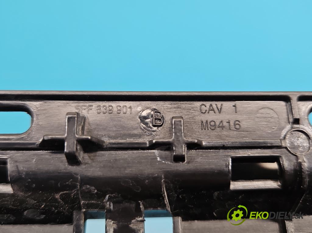 Cupra Formentor 20- 1.5 TSI 150 HP automatic 110 kW 1498 cm3 5- lišta dvere zadné ľavé 5FF839901