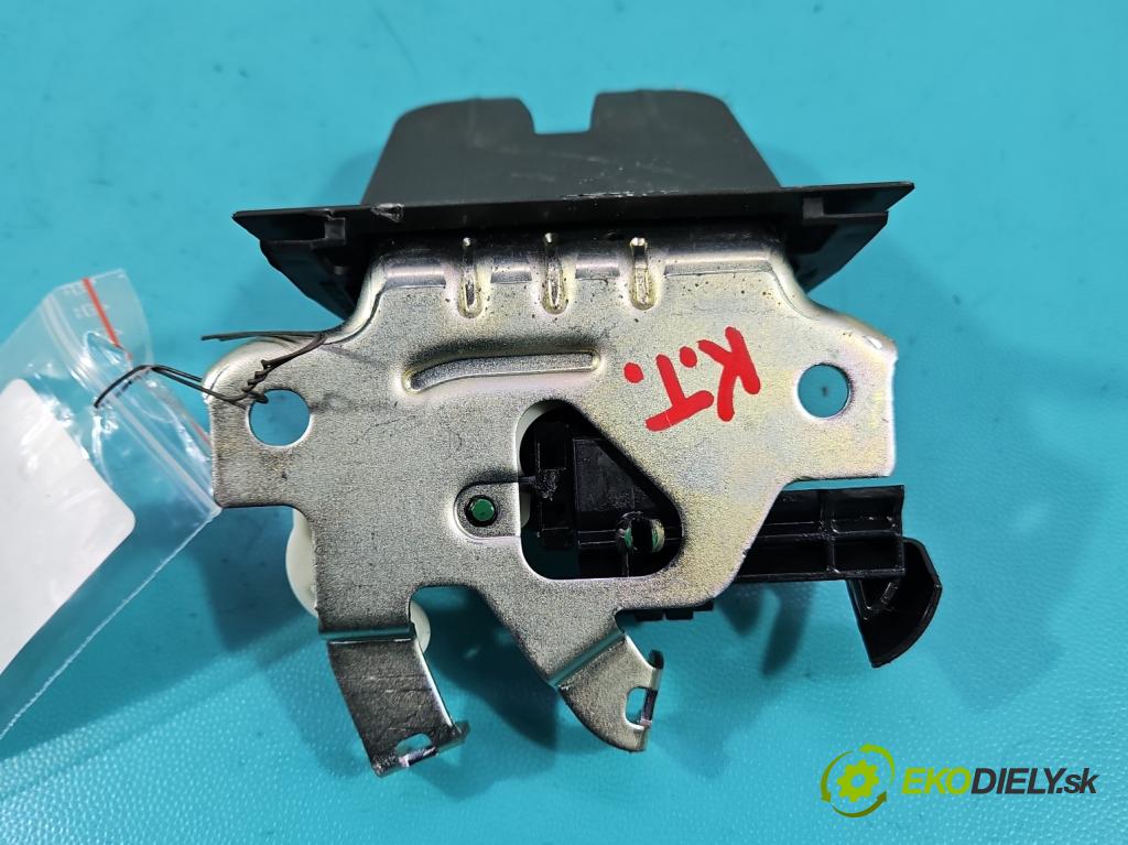 Cupra Formentor 20- 1.5 TSI 150 HP automatic 110 kW 1498 cm3 5- zámok kufrové dvere zadné 5F0827505