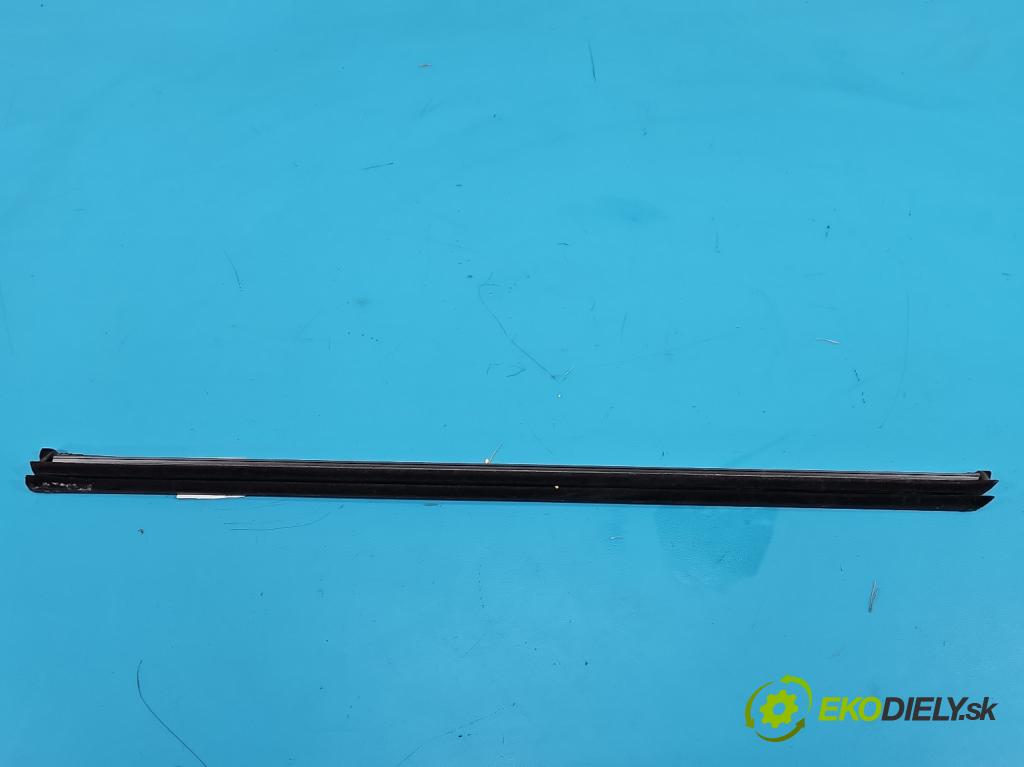 Cupra Formentor 20- 1.5 TSI 150 hp automatic 110 kW 1498 cm3 5- lišta dveře přední levé 5FA837479