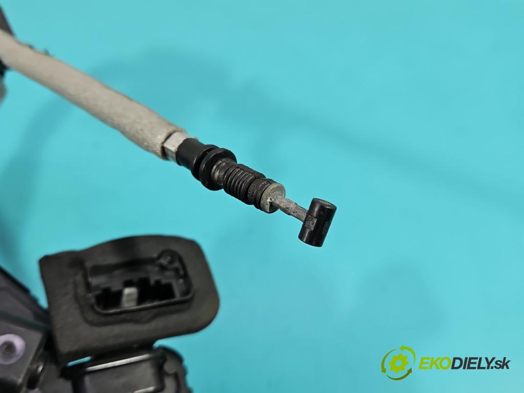 Cupra Formentor 20- 1.5 TSI 150 hp automatic 110 kW 1498 cm3 5- zámek zadní pravý A6P-5TA839016P