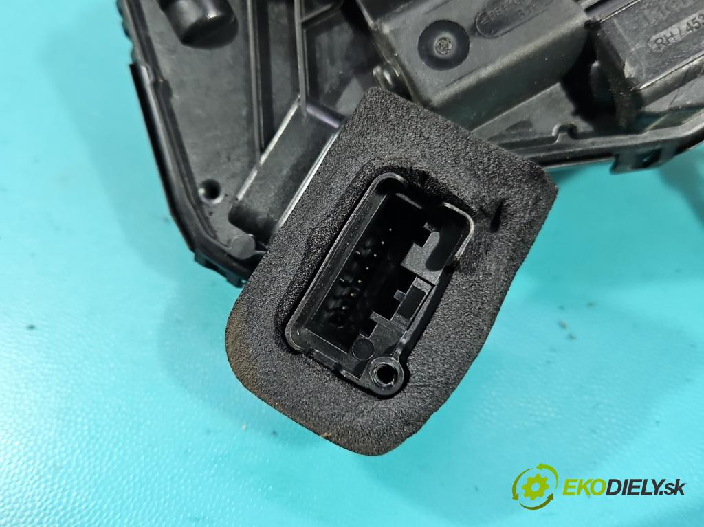 Cupra Formentor 20- 1.5 TSI 150 hp automatic 110 kW 1498 cm3 5- zámek zadní pravý A6P-5TA839016P