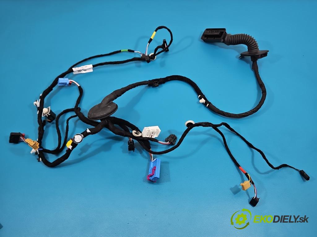 Cupra Formentor 20- 1.5 TSI 150 hp automatic 110 kW 1498 cm3 5- Balíček: dveře přední vlevo 5FB971120BH