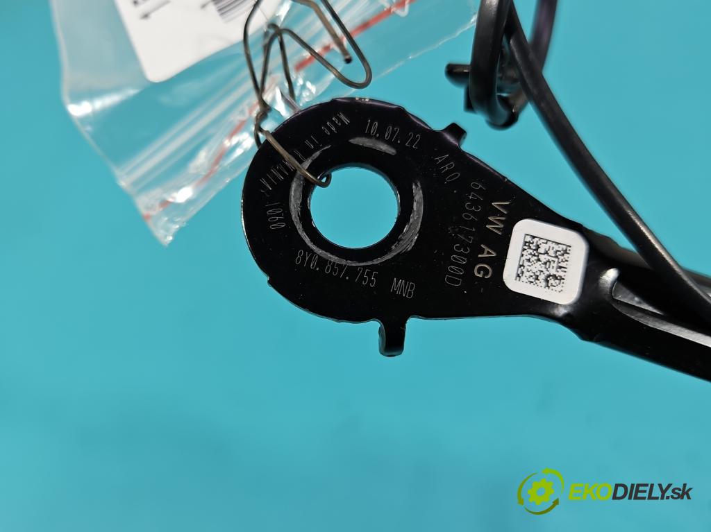 Cupra Formentor 20- 1.5 TSI 150 hp automatic 110 kW 1498 cm3 5- stěna bezpečnost přední pravý 8Y0857755MNB