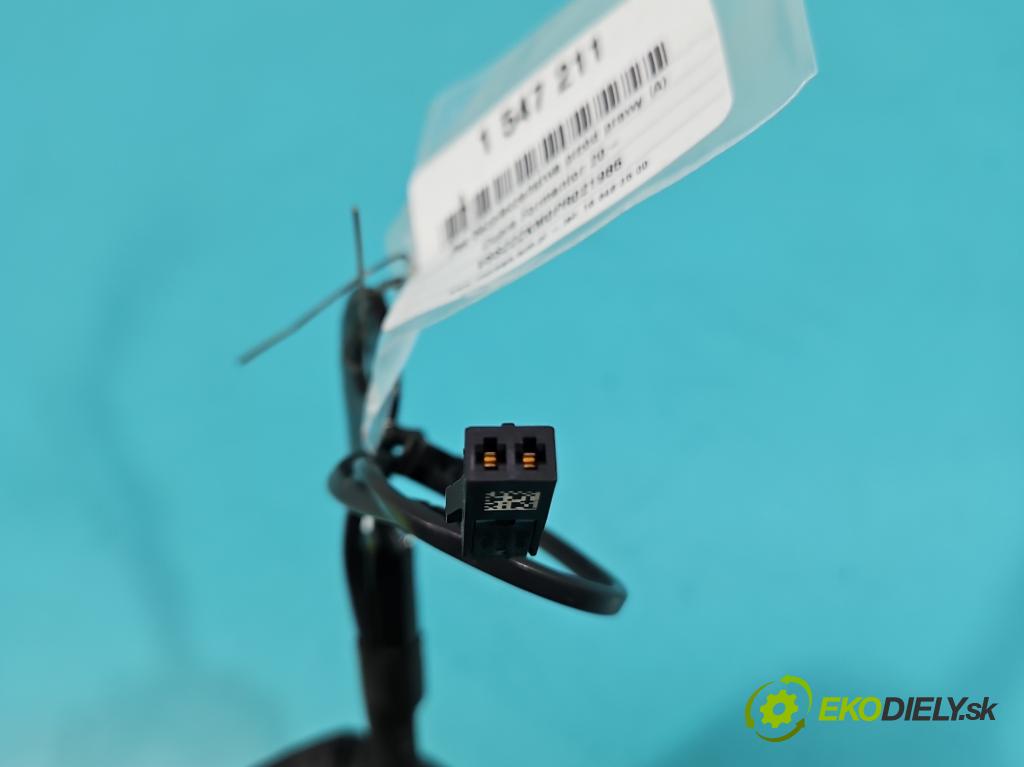 Cupra Formentor 20- 1.5 TSI 150 hp automatic 110 kW 1498 cm3 5- stěna bezpečnost přední pravý 8Y0857755MNB