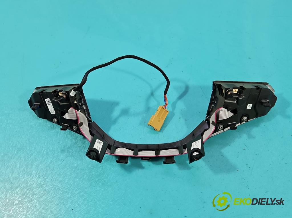 Cupra Formentor 20- 1.5 TSI 150 hp automatic 110 kW 1498 cm3 5- Přepínač multifunkční: řízení: 5FA919719H (Páčky pod volantem)