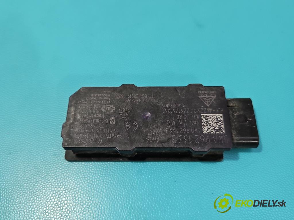 Cupra Formentor 20- 1.5 TSI 150 HP automatic 110 kW 1498 cm3 5- Zesilovač: 5WA962133B (Zosilňovač)