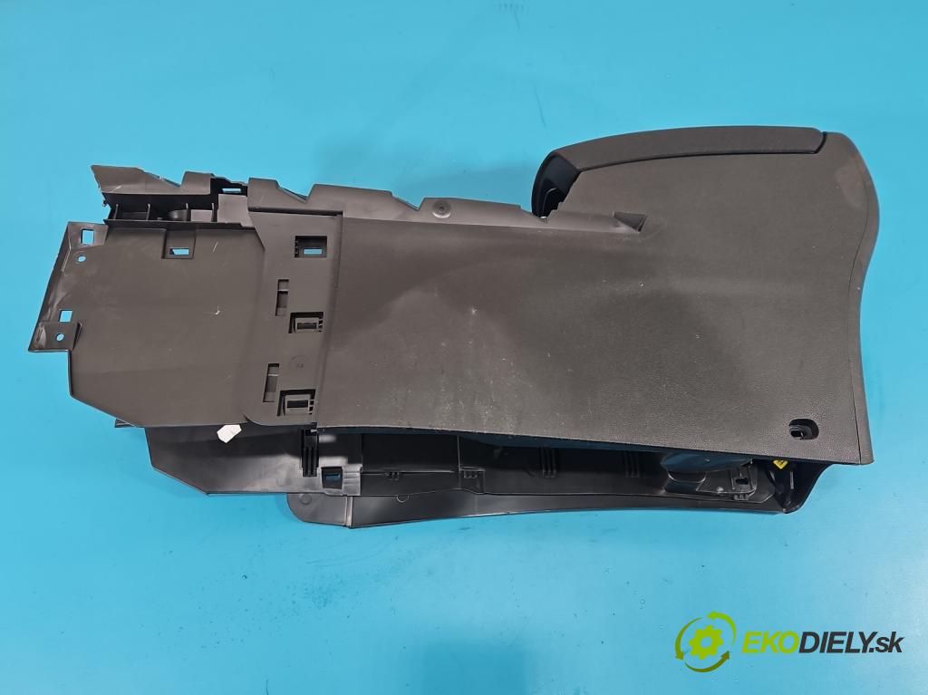 Renault Kadjar 2015-2022 1.2 131 HP manual 96 kW 1197 cm3 5- operadlo  (Lakťová opierka)