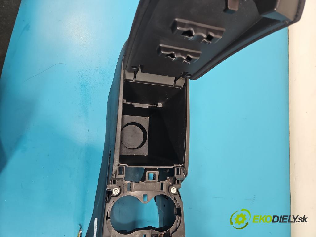 Renault Kadjar 2015-2022 1.2 131 HP manual 96 kW 1197 cm3 5- operadlo  (Lakťová opierka)