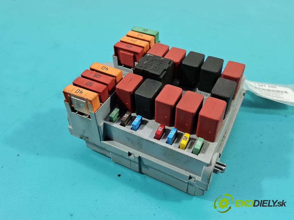 Fiat Ducato IV 2014- 2.0 jtd 116 hp manual 85 kW 1956 cm3 5- skříňka pojistková 1376613080 (Pojistková skříňka)