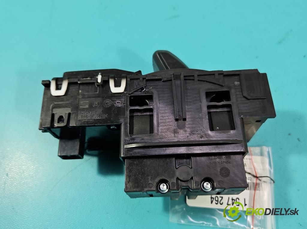 Cupra Formentor 20- 1.5 TSI 150 HP automatic 110 kW 1498 cm3 5- Páka: Změny: stupeň,rýchlosť 5FA713059B (Rýchlostná páka (kulisa))