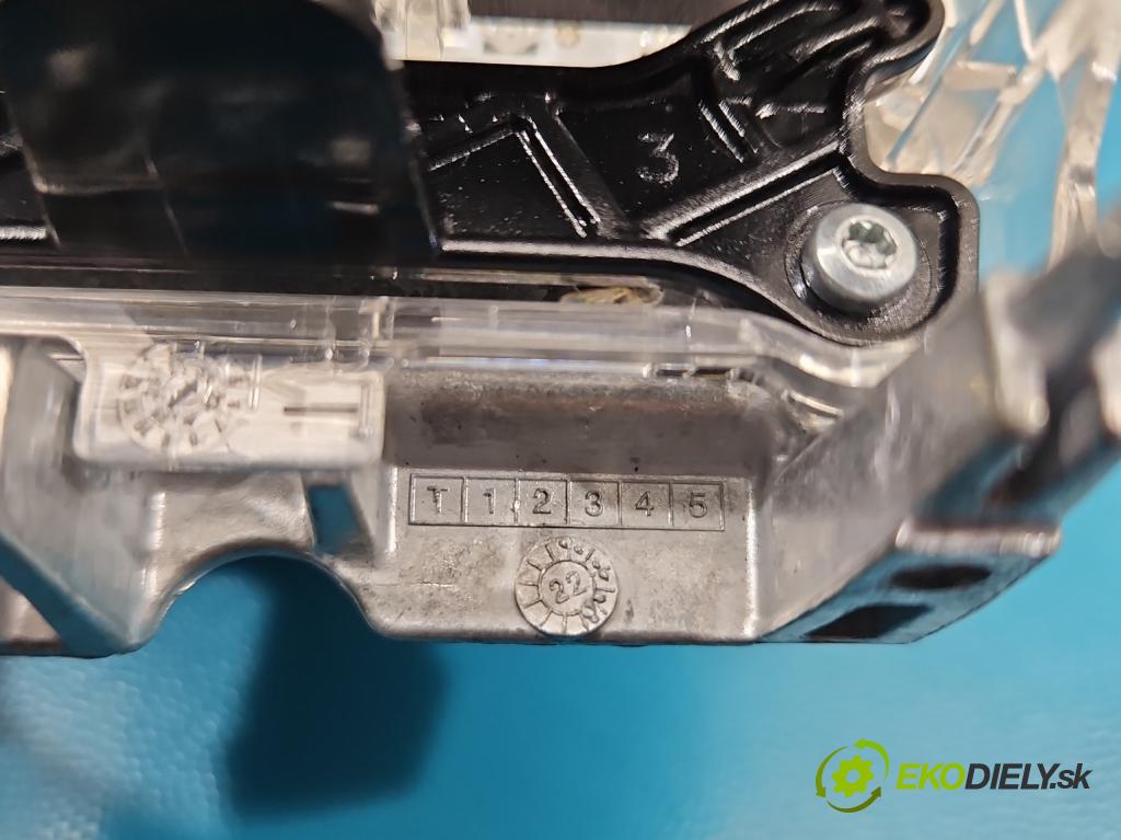 Cupra Formentor 20- 1.5 TSI 150 HP automatic 110 kW 1498 cm3 5- modul lampy: L90159730