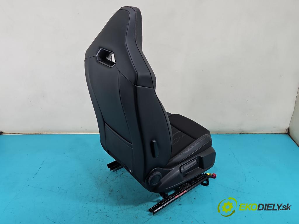 Cupra Formentor 20- 1.5 TSI 150 HP automatic 110 kW 1498 cm3 5- Sedačka pravý  (Sedadlo)