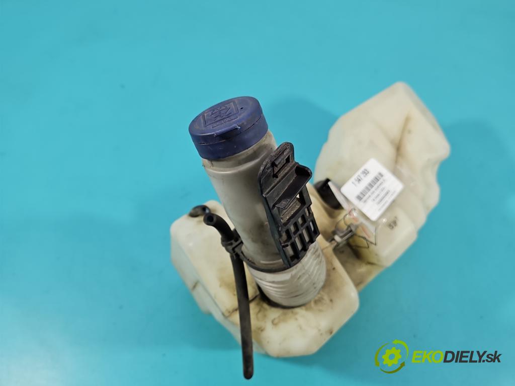 Fiat Ducato IV 2014- 2.0 jtd 116 hp manual 85 kW 1956 cm3 5- nádržka tekutina: ostřikovačů