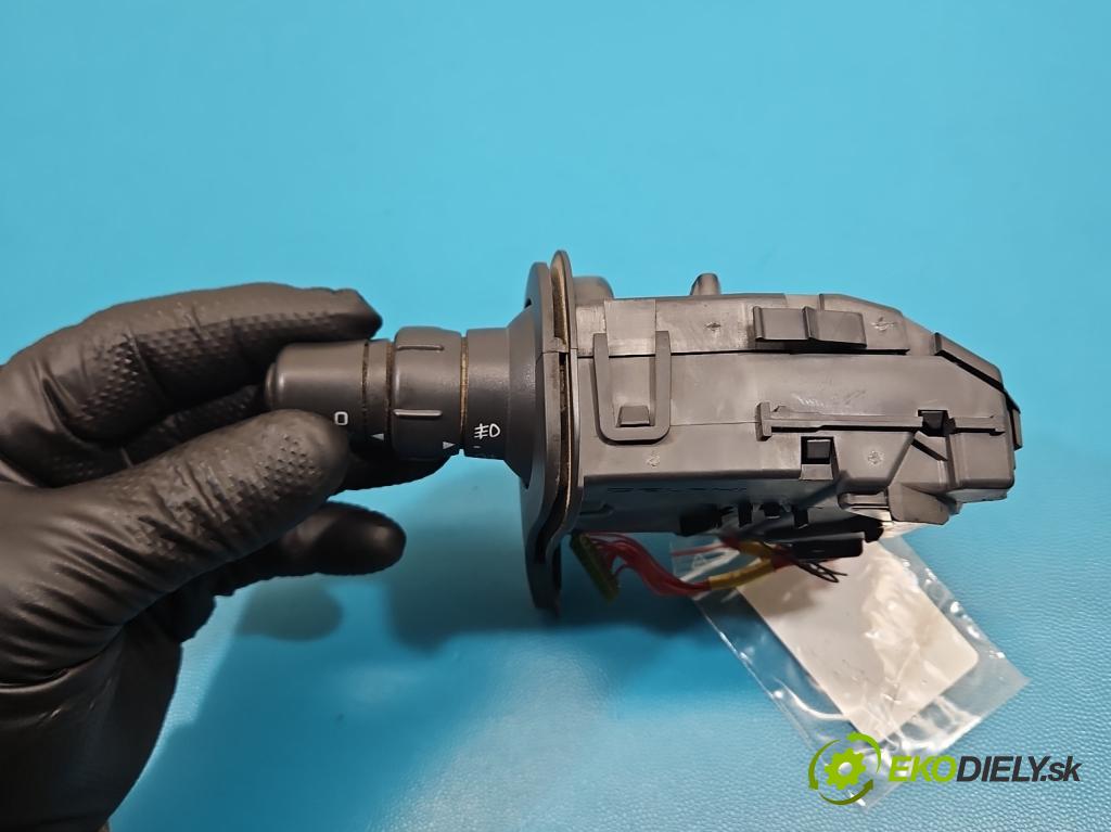 Renault Clio III 2005-2012 1.6 16V 88 hp manual 65 kW 1598 cm3 5- Přepínač blinkry: 255405605R (Páčky pod volantem)