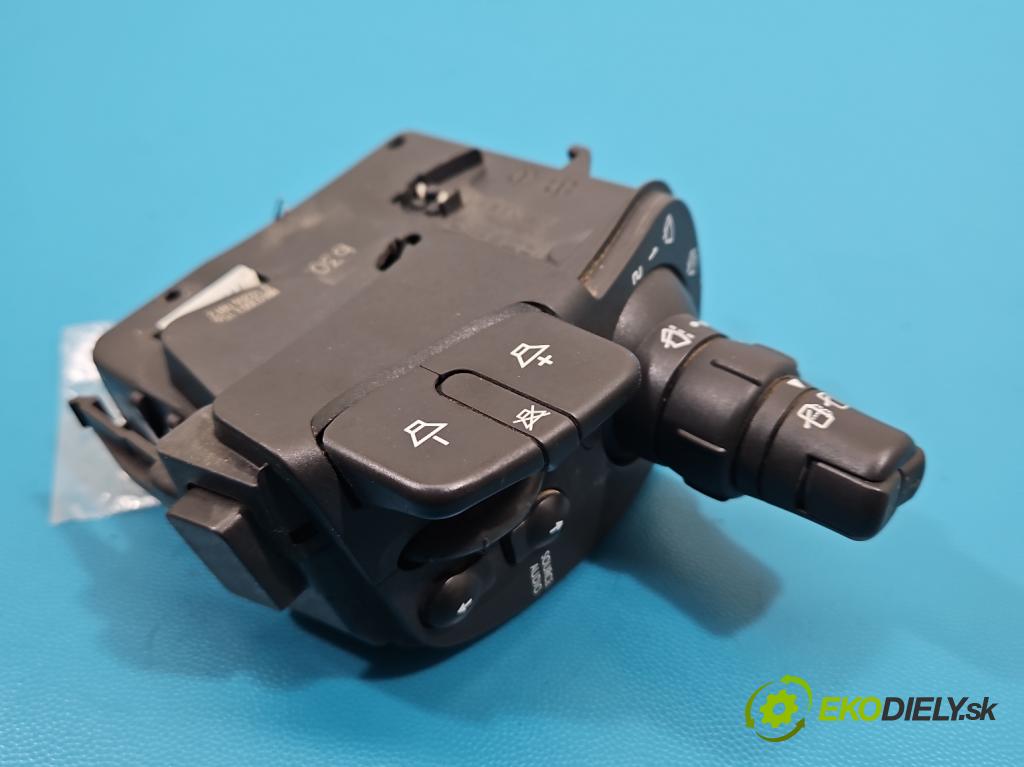 Renault Clio III 2005-2012 1.6 16V 88 HP manual 65 kW 1598 cm3 5- prepínač stieračov 88103003156 (Prepínacie páčky pod volantom)