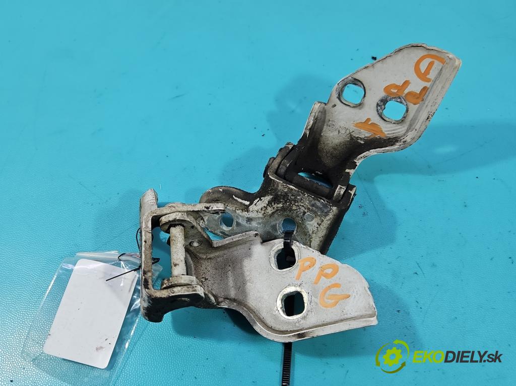 Fiat Ducato IV 2014- 2.0 jtd 116 hp manual 85 kW 1956 cm3 5- Závěs: dveře přední pravý