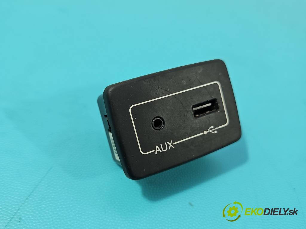 Fiat Ducato IV 2014- 2.0 jtd 116 HP manual 85 kW 1956 cm3 5- zásuvka USB 726501265