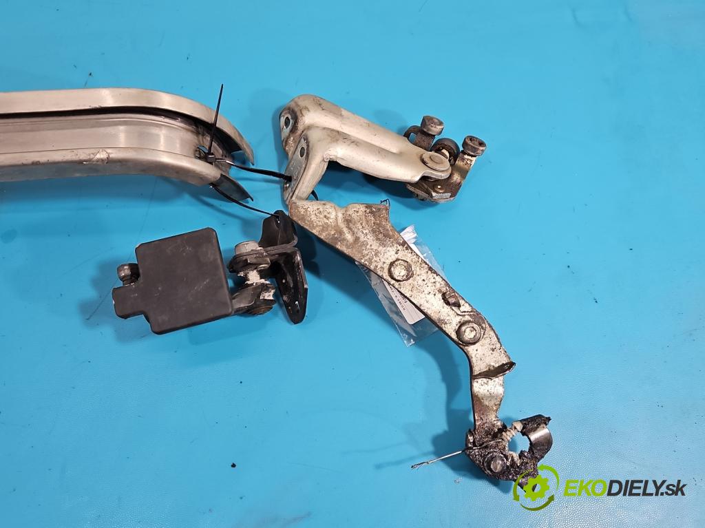 Fiat Ducato IV 2014- 2.0 jtd 116 HP manual 85 kW 1956 cm3 5- Rolka dvere 1547336