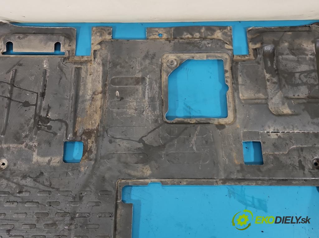 Fiat Ducato IV 2014- 2.0 jtd 116 HP manual 85 kW 1956 cm3 5- koberec do auta ostatné