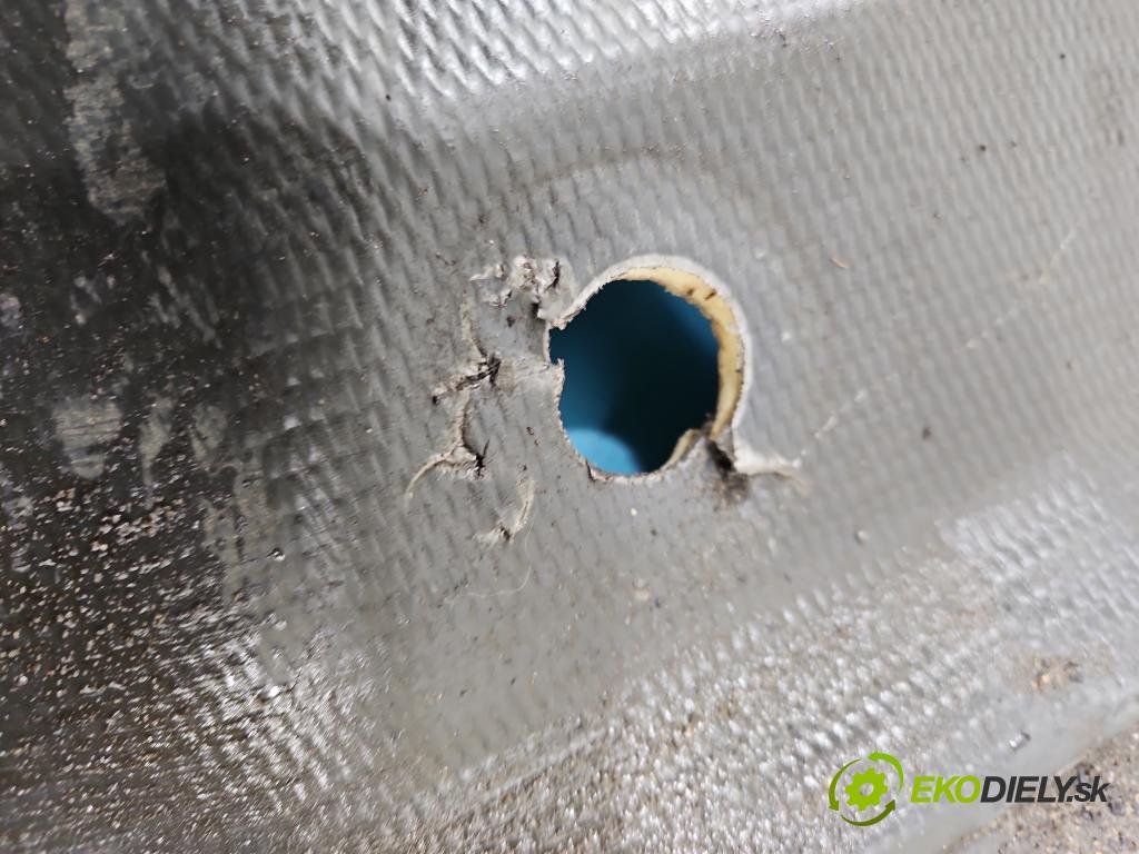 Fiat Ducato IV 2014- 2.0 jtd 116 HP manual 85 kW 1956 cm3 5- koberec do auta ostatné