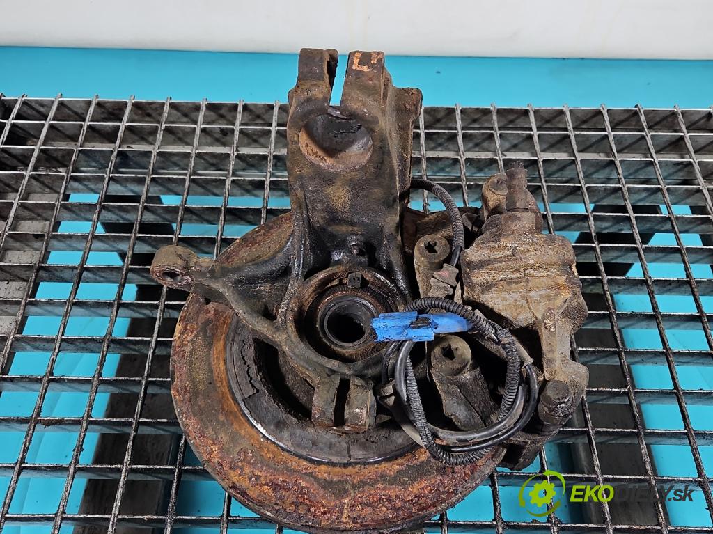 Peugeot 208 I 2012-2019 1.4 hdi 68 hp manual 50 kW 1398 cm3 5- náboj levé  (Náboj kola)