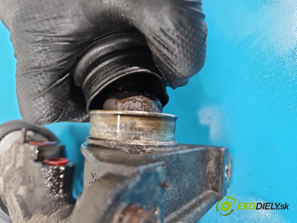 Vw New Beetle 1998-2010 1.6 SR 102 HP manual 75 kW 1595 cm3 2- Ozubené kolo: volant