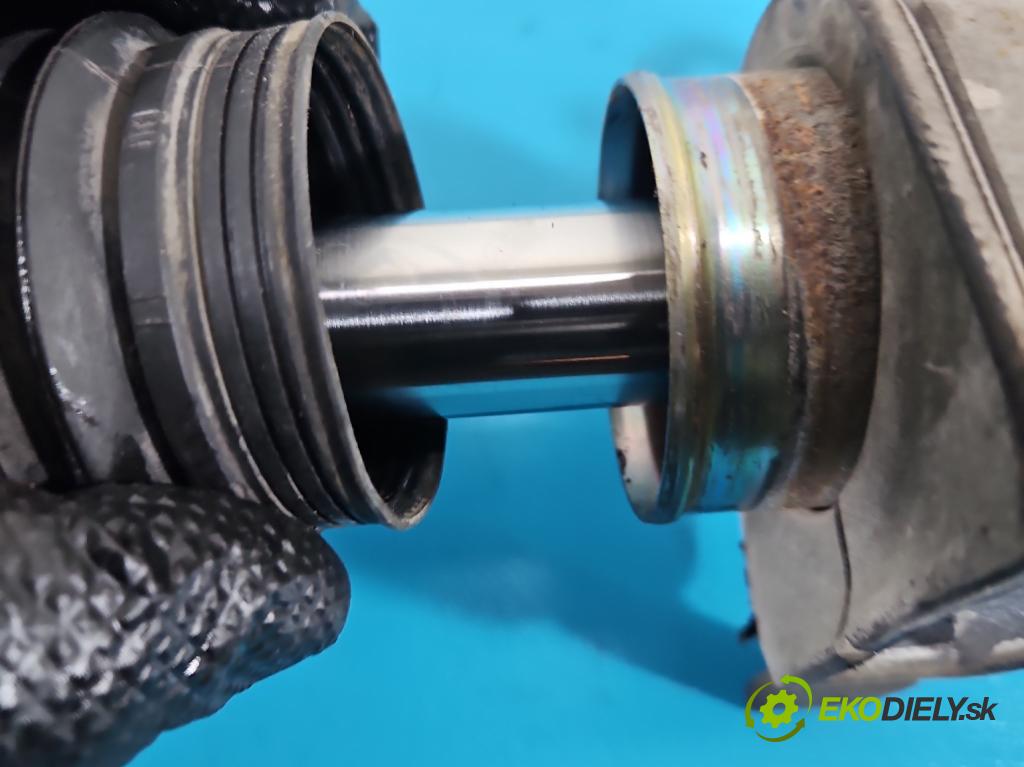 Vw New Beetle 1998-2010 1.6 SR 102 HP manual 75 kW 1595 cm3 2- Ozubené kolo: volant