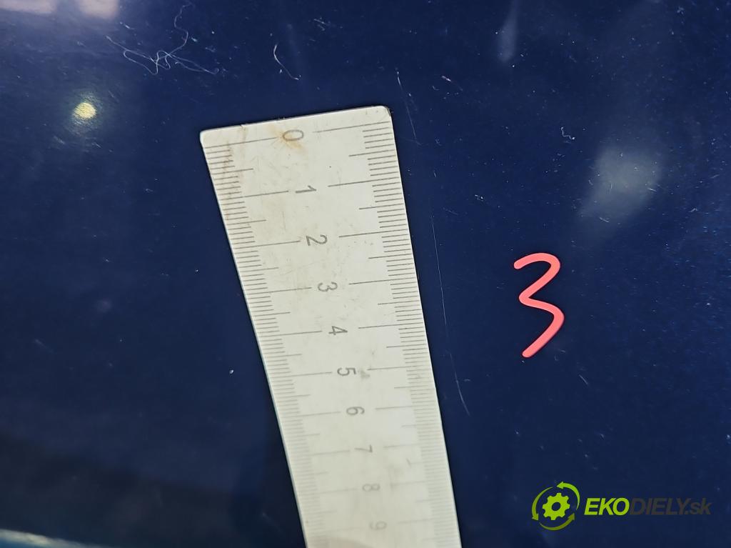 Vw New Beetle 1998-2010 1.6 SR 102 HP manual 75 kW 1595 cm3 2- dvere predné ľavé  (Kľučka dverí ostatné)