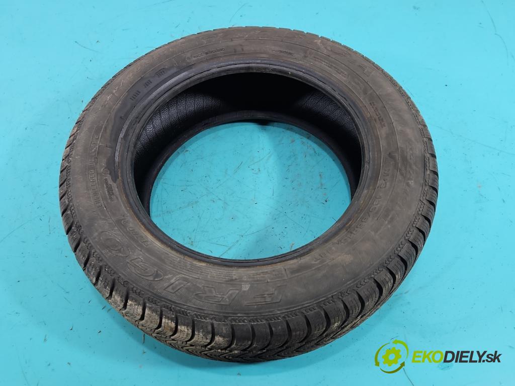 Peugeot 208 I 2012-2019 1.4 hdi 68 hp manual 50 kW 1398 cm3 5- pneumatiky: zimní 4 ks komplet