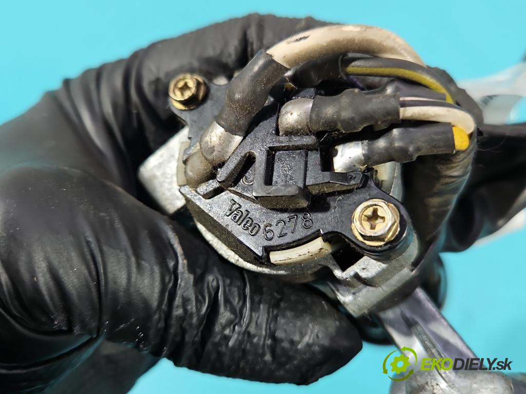 Honda Civic VI 1995-2001 1.4 16V 90 hp manual 66 kW 1396 cm3 5- spínací skříňka  (Spínací skříňka)