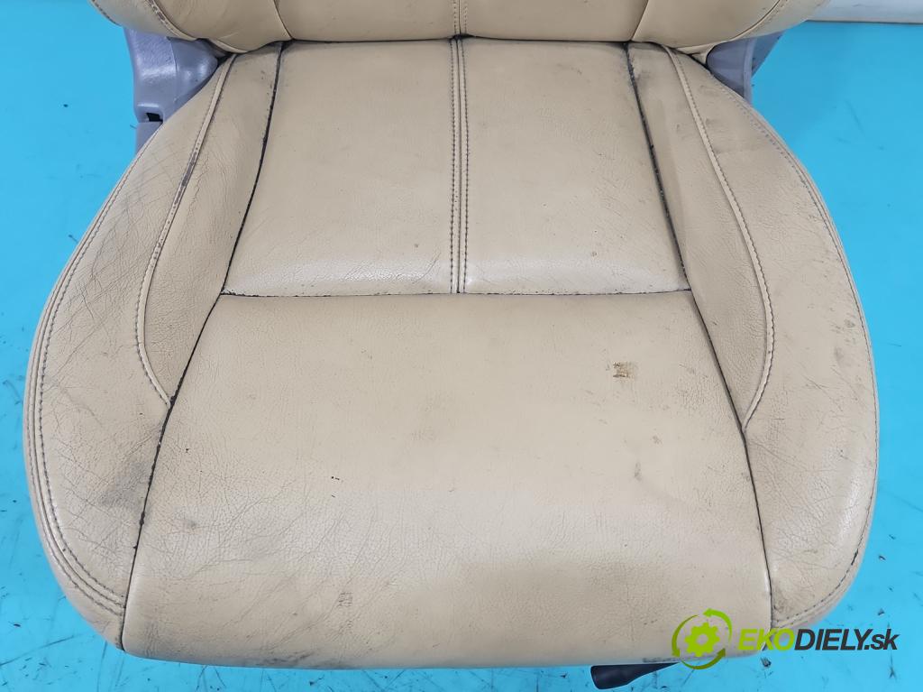 Subaru Forester II SG 2002-2008 2.0 boxer 125 hp manual 92 kW 1994 cm3 5- Sedadlo pravý  (Sedadlo)